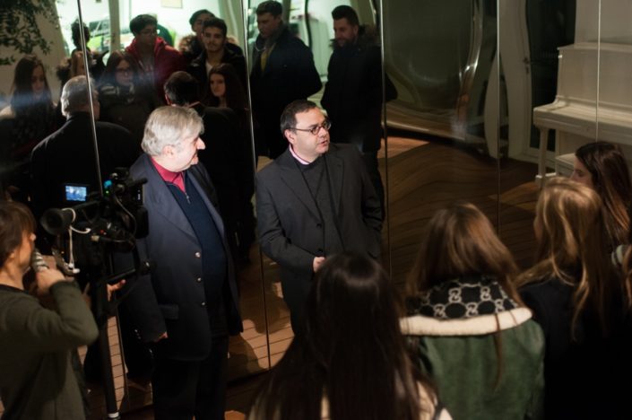 Jean-Marc Muller, Bruno Jarry et Les membres du Conseil Communal des Jeunes isséens filmés par Julie Regard