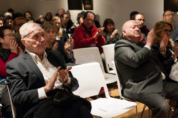 Au 2ème rang, Yen Kuan, Attachée de Direction et Elisabeth Jouhaud, Chargée de mission