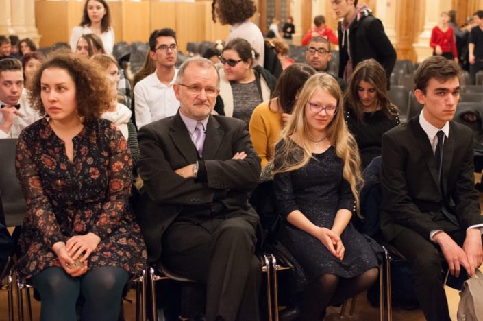 En attendant les invités et l'ouverture de la cérémonie : Virginie Geraud, Bernard Martial, Louise A. et Umut Mert Karacaoğlu