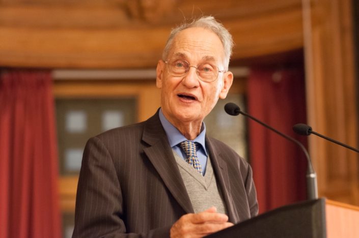 Pierre Brunel, de l'Académie des Sciences morales et politiques, Professeur émérite à Université Paris-Sorbonne, Président d'honneur