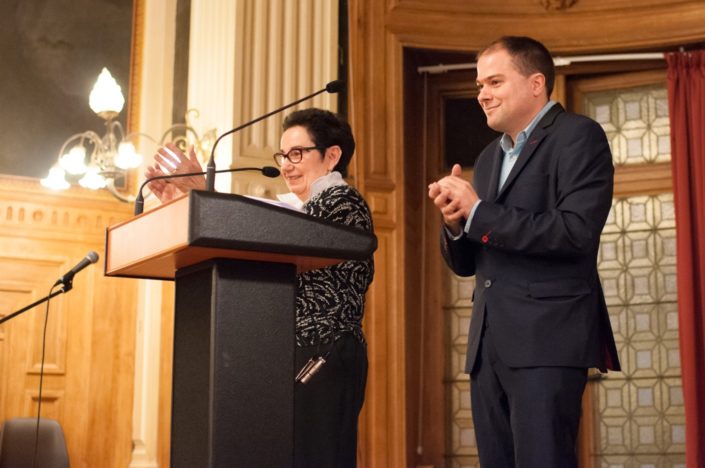 les Maitres de cérémonie Nicole Simonet, Vice-Présidente d'honneur et Responsable du Jury, Matthias Vincenot, Directeur artistique