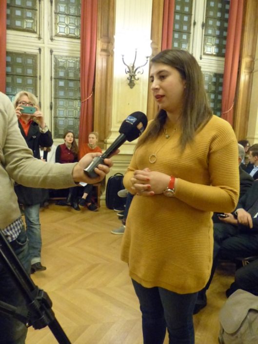 Kattia Galou, lauréate représentant l'Université Abderrahmane Mira de Béjaïa - Algérie, meilleure participation du Maghreb