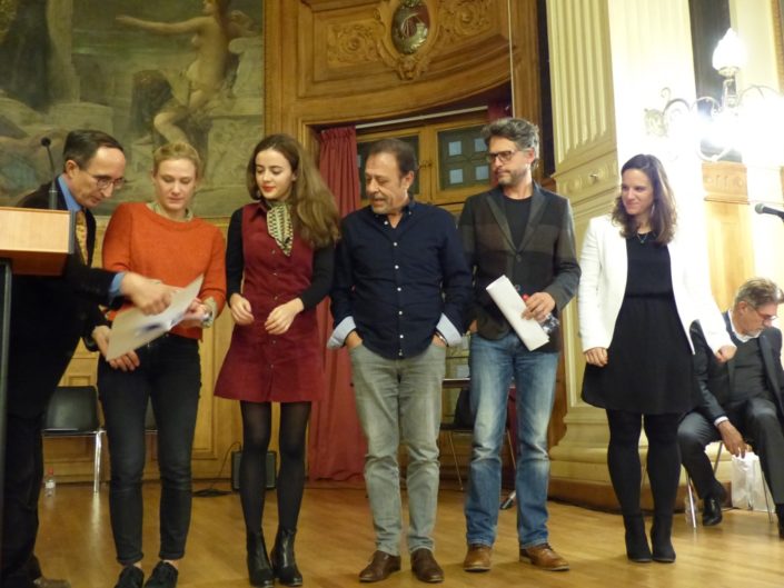 Yeelem Jappain, Lou Gala, Antoine Coesens, Frédéric Gorny, Mèche pour remettre le Prix du LabelFrancEducation