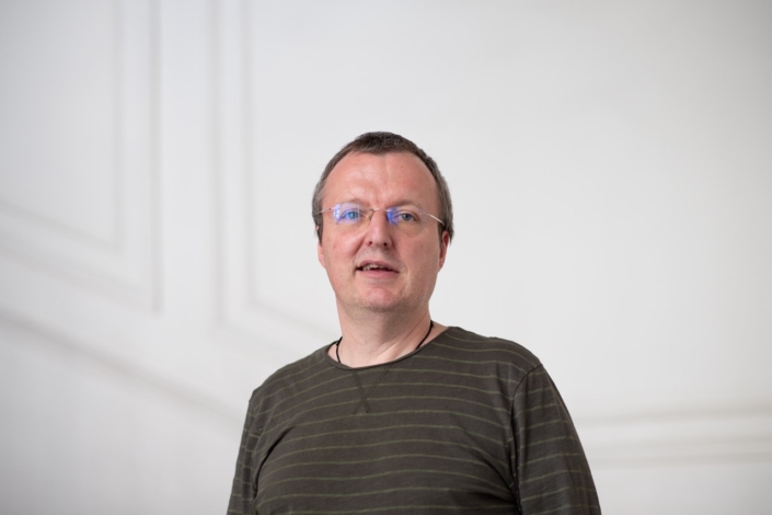 Jorge Camacho Cordón, Bibliothécaire et poète, BNE - Madrid. Espagne