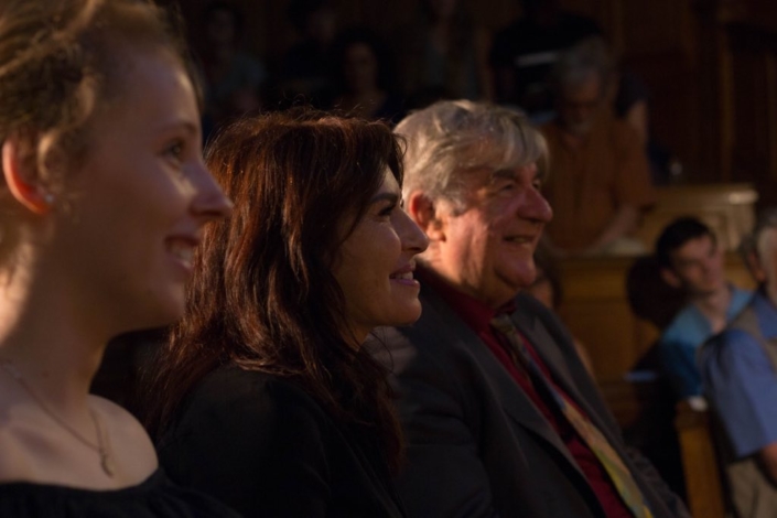 Manon Laporte, Conseillère régionale d’Île-de-France entourée de Victoire et Jean-Marc Muller