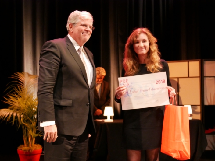 Son Excellence Igor Slobodník, Ambassadeur de la République slovaque à Paris et Daniela Sabová, du Gymnázium Ľudovíta Štúra - Trenčín (Slovaquie), Prix du LabelFrancEducation