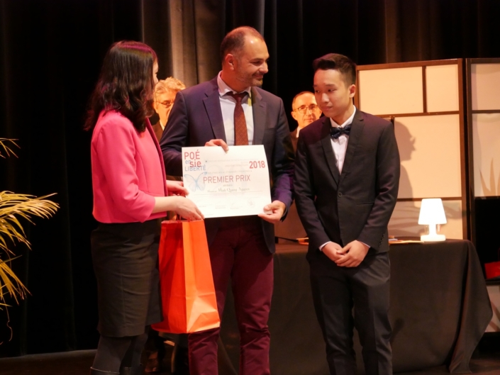 Fabian Fredici, Directeur, MGEN SEM, Madame Thi Van Anh Nguyen, Conseillère, Cheffe de la Section politique, Ambassade du Viet Nam en France et Minh Quang Nguyen du Lycée français Alexandre-Yersin - Hanoi (Viêt Nam), 1er prix, des Premières