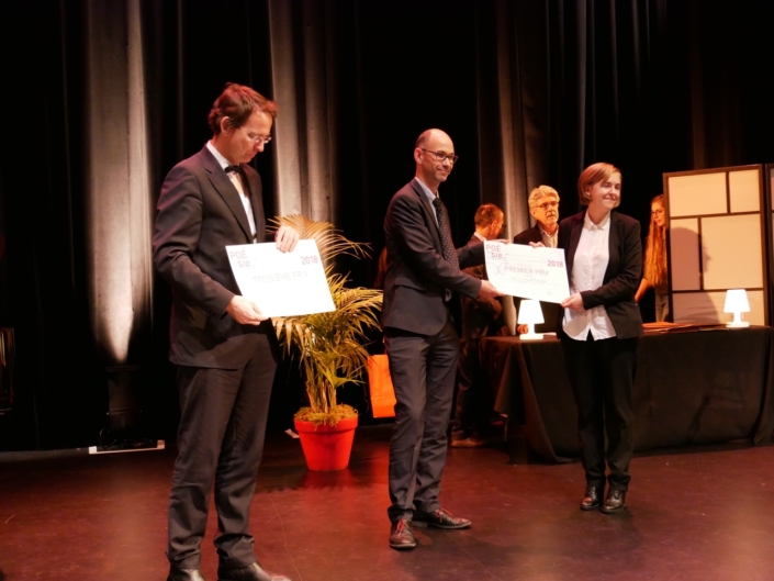 Son excellence Petr Drulak, Didier Loison, Vice-Président de Espéranto France et Ingrid Berglund, Mikael Elias Gymnasium, Sundsvall (Suède) 1er prix Espéranto