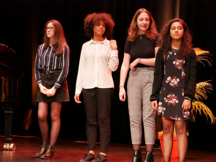 Chloé Benbekrite, Melinda Carniaux, Marion Demoniere, Alexandra Verron de l'Atelier Janusz Korczak d’Issy-les-Moulineaux