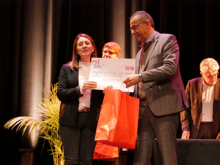 Nabil Kerouaz, partenaire, et Elisabeth Batier, pour représenter le Lycée Charles-Péguy, Orléans (45), 2ème Meilleure participation des Lycées de France