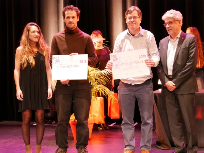 Mélodie Quercron, Poète, les formateurs Kerling Mayeul et Pascal Mora, des Compagnons du Tour de France - Saint-Thibault-des-Vignes (77) et Guy Féret