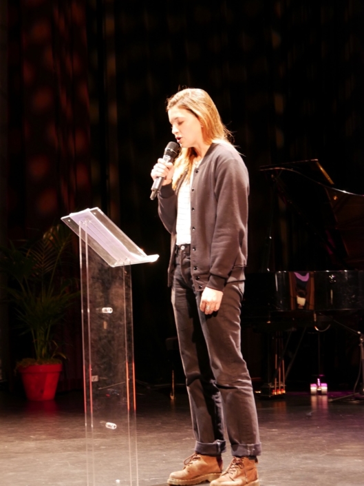 la comédienne Coline Béal