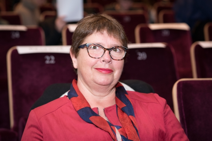 Claire Szabo, Maire adjoint de la Ville d'Issy-les-Moulineaux