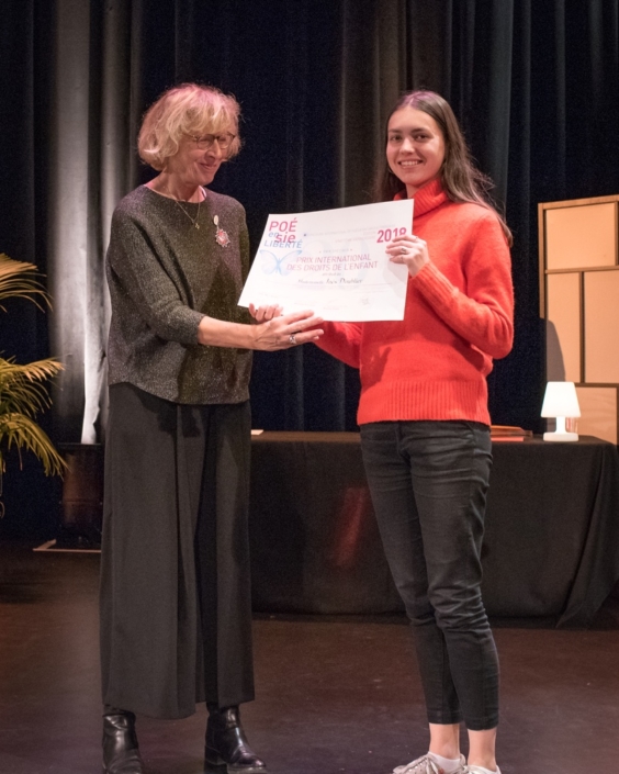 Geneviève Avenard, Défenseure des Droits de l'Enfant et Inès Doublier - Lycée Alexandre-Dumas - Saint-Cloud (92), Prix International des Droits de l’Enfant