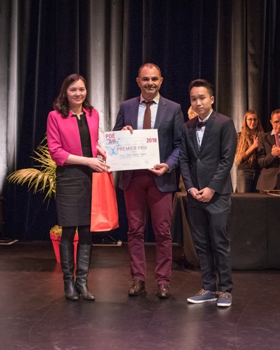 Fabian Fredici, Directeur, MGEN SEM, Madame Thi Van Anh Nguyen, Conseillère, Cheffe de la Section politique, Ambassade du Viet Nam en France et Minh Quang Nguyen du Lycée français Alexandre-Yersin - Hanoi (Viêt Nam), 1er prix, des Premières