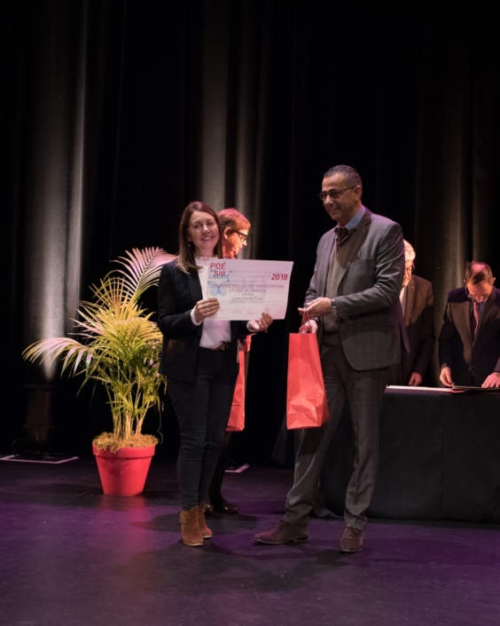 Nabil Kerouaz, partenaire, et Elisabeth Batier, pour représenter le Lycée Charles-Péguy, Orléans (45), 2ème Meilleure participation des Lycées de France