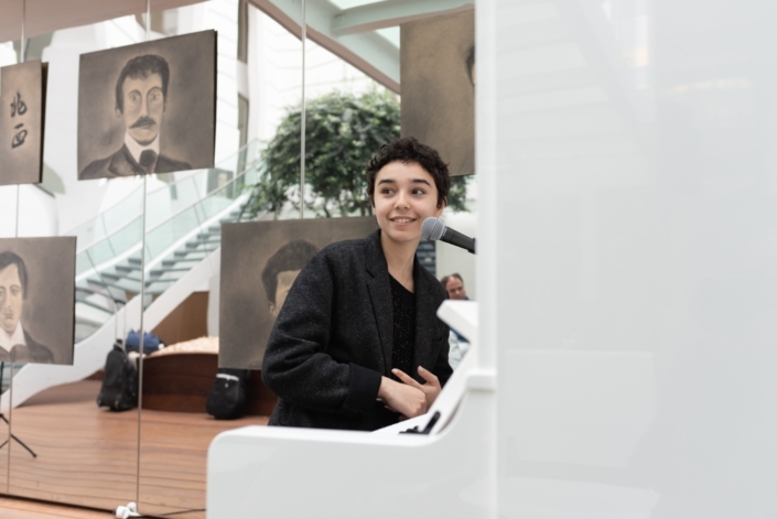 Jenna Boulmedaïs, jurée 2018, instagrameuse, chante et joue du piano