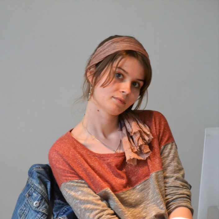 Eva Pechova, observatrice, a publié son premier recueil