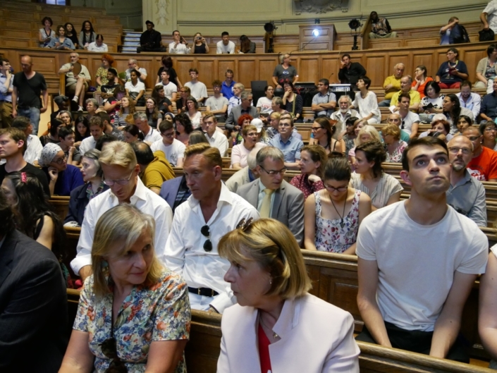 Au 1er rang, Francine Girond, Editrice et Françoise Béziat, Directrice générale de la Fondation Jacques Chirac