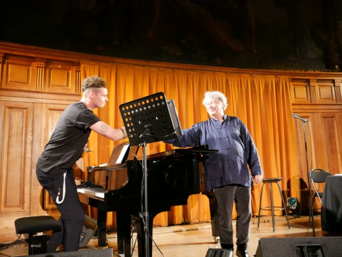 Hervé Vilard et Maxime Mené
