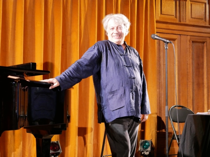 Jeudi 4 juillet 2019, Hervé Vilard à la Sorbonne