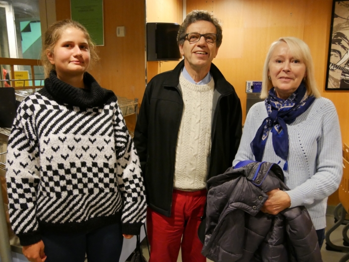 Jacques Lévy, vice-Président et Claire Jehl avec sa "maman d'accueil" Hélène Kuan
