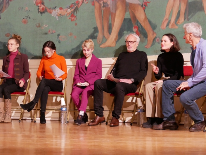 les comédiens Margot Lourdet, Lou Gala, Léa Furic, Didier Flamand, Clémence Boisnard et Pierre Aussedat