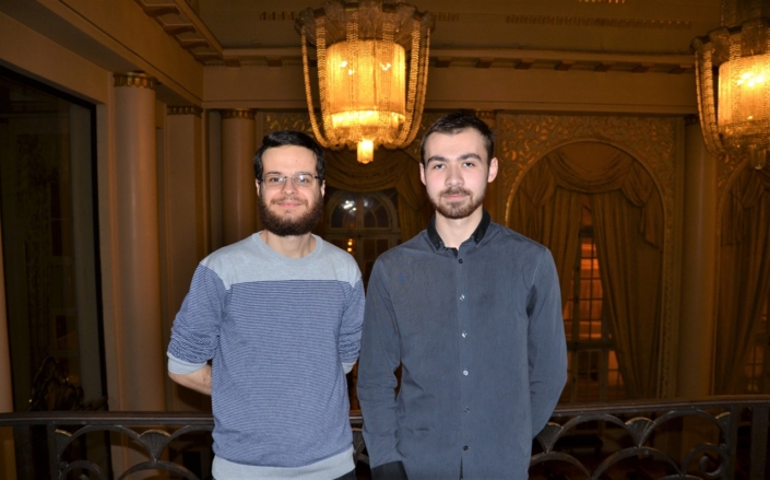 les lauréats espérantistes : Miguel Rocha Bento du Brésil et Nathan Vallet du Pays de Loire