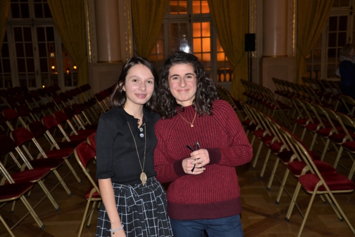 Agathe Vermot-Desroches et Eline Convert