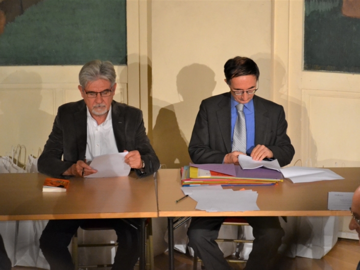 A la table des diplômes, les Présidents délégués Guy Féret et Gilles Tabard