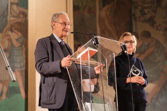 Pierre Brunel, de l’Académie des Sciences morales et politiques, Professeur émérite à l’Université Paris-Sorbonne, Président d’honneur de Poésie en liberté et Président du CH