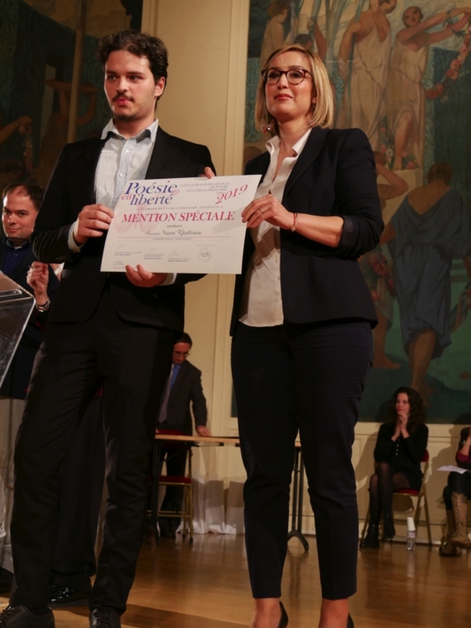 Yanni Khalfoune et Louisa Nadour, poète, ambassadrice du Moyen Orient