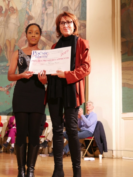 Hexiona Praxel et Laurence Bouvet, Poète, Présidente du Jury 2016 et Membre du Comité de lecture