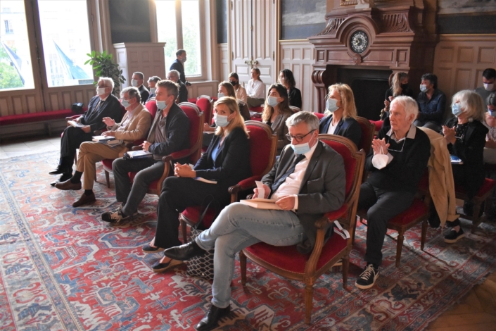 Mercredi 1er septembre 2021, Mairie du 15ème, salle des mariages, réunion du Comité d'honneur de Poésie en liberté