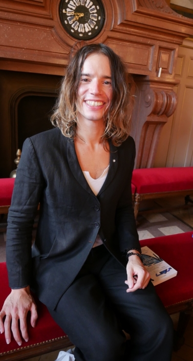 Hugo Jardin, auteur compositeur interprète, mime, porte-parole jeunesse de #JamaisSansElles