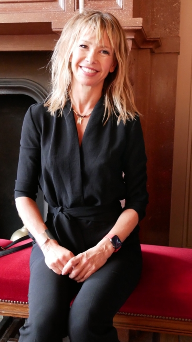 Romane Serda, auteure compositrice interprète