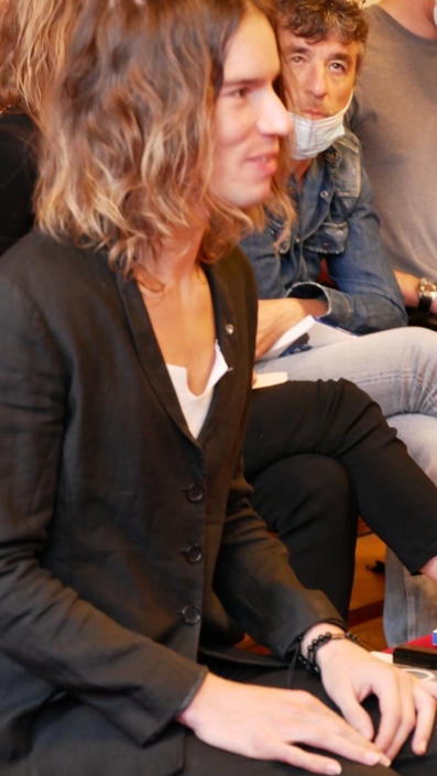 Hugo Jardin, auteur compositeur interprète, mime, porte-parole jeunesse de #JamaisSansElles