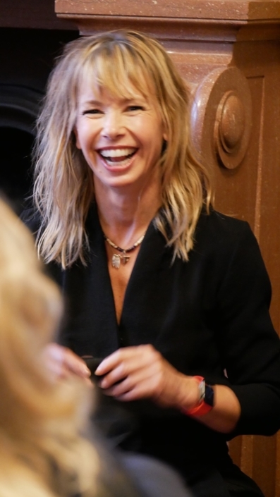 Romane Serda, auteure compositrice interprète