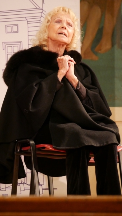 Isabelle Aubret en empathie avec les lauréats et les sélectionnés