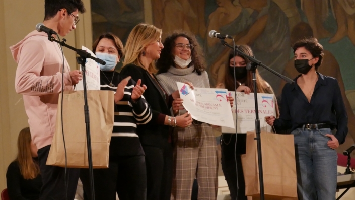 El Hocine Chabane et Lynda Aït Bachir, Louisa Nadour et Amina Chippaux, Juliette Leproust et Jenna Boulmedaïs