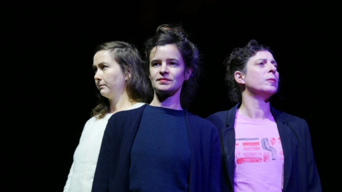le Sister System : les actrices chanteuses Armelle Dumoulin, Eléna Josse, Aurélie Mirmont