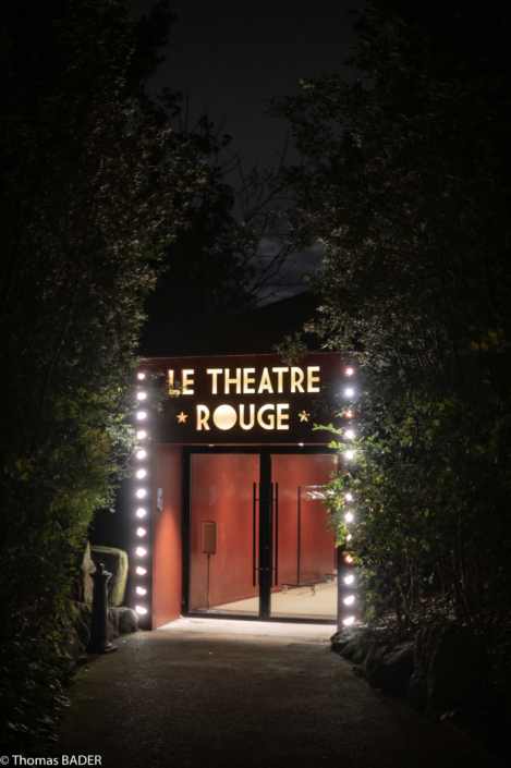 L'entrée du Théâtre Rouge