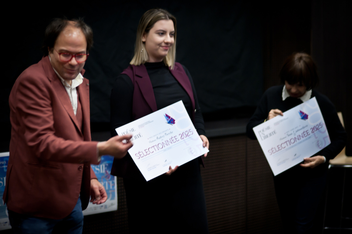 Prix remis par Danièle EVENOU, comédienne, et par Matthias VINCENOT, poète, président de Poésie en liberté